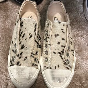 Cow hide sneakers